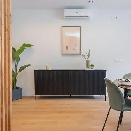 Explore Luxury Meets Comfort Valencia