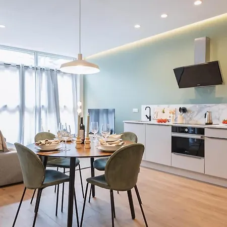 Apartmán Saristays Urban Chic Loft *