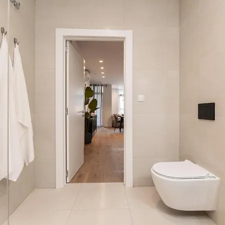 Explore Luxury Meets Comfort
